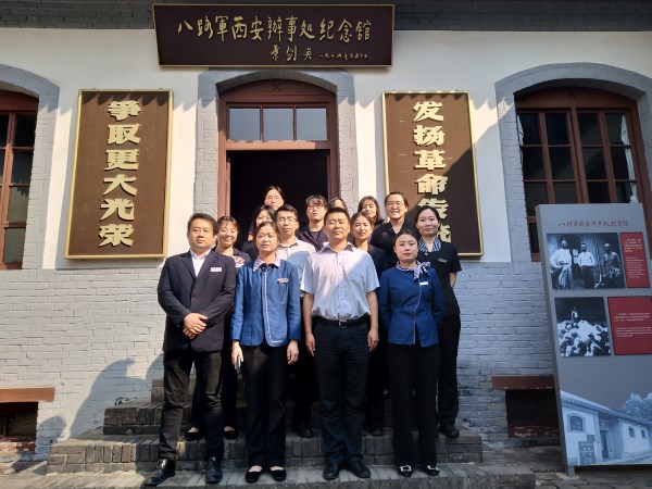 1569828373130852.jpg 合照_副本.jpg