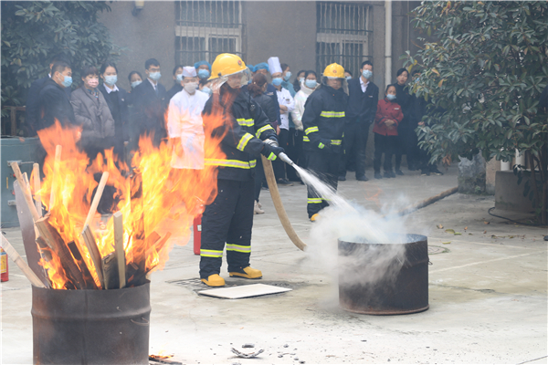 1636706429177562.jpg 6喷水_副本.jpg