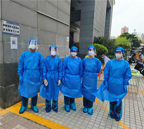 1647596654621708.jpg 抗疫小分队_副本.jpg